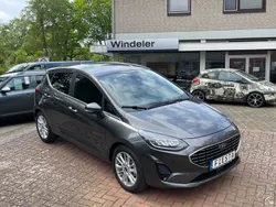 Grau Gebraucht 2023 Ford Fiesta Titanium Kleinwagen | 21.950 € (Teuer)