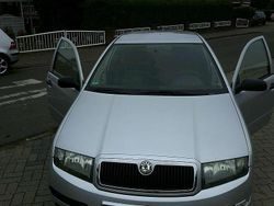 Diamantsilber met. Gebraucht 2006 Skoda Fabia Classic Kleinwagen | 1.700 € (Fairer Preis)