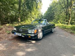 Grau Gebraucht 1988 Mercedes 560 Cabrio | 29.500 €