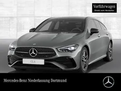 Grau Gebraucht 2025 Mercedes CLA180 AMG Limousine | 39.999 € (Teuer)