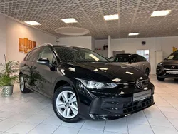 Schwarz Gebraucht 2024 VW Golf VIII Kombi | 26.980 € (Guter Preis)