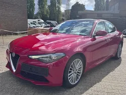 Rot Gebraucht 2021 Alfa Romeo Giulia Lusso Limousine | 21.800 € (Superpreis)