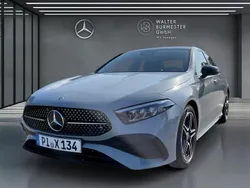 Grau Gebraucht 2025 Mercedes A200 AMG Limousine | 39.450 € (Teuer)