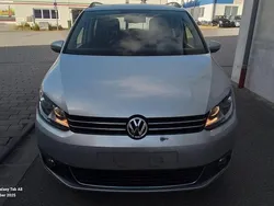 Silber Gebraucht 2015 VW Touran Comfortline Van / Kleinbus | 7.400 € (Guter Preis)