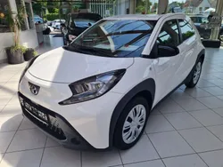 Weiß Gebraucht 2023 Toyota Aygo X-play Kleinwagen | 14.990 € (Fairer Preis)