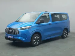 Blau / digital aqua blue metallic Neu 2025 Ford E-Transit Trend Van | 47.297 € (Superpreis)