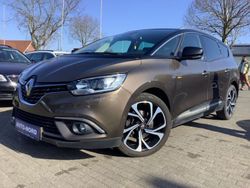 Schwarz Gebraucht 2017 Renault Scénic IV Bose Edition Van / Kleinbus | 15.990 € (Fairer Preis)