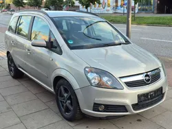 Pannacotta m2 Gebraucht 2006 Opel Zafira Edition Van / Kleinbus | 1.600 € (Superpreis)
