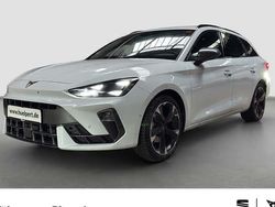 Weiß Gebraucht 2025 Cupra Leon Kombi | 29.911 € (Guter Preis)