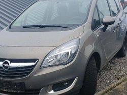 Braun Gebraucht 2014 Opel Meriva Van / Kleinbus | 3.500 € (Superpreis)