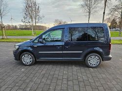 Blau Gebraucht 2017 VW Caddy Trendline Van / Kleinbus | 13.750 € (Guter Preis)