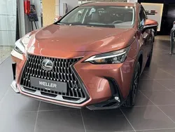 Rot (kupferrot) Neu 2025 Lexus NX450h+ Executive Line SUV | 53.950 € (Superpreis)