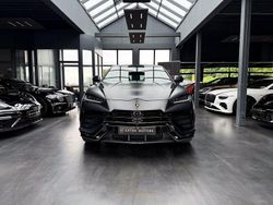 Schwarz Gebraucht 2023 Lamborghini Urus SUV | 315.000 € (Teuer)