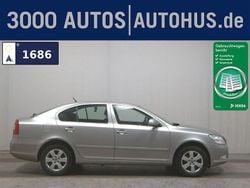 Cappuccinobeige metallic Gebraucht 2012 Skoda Octavia Elegance Limousine | 6.550 € (Superpreis)