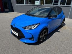 Neptune blue metallic Gebraucht 2024 Toyota Yaris Hybrid Edition Kleinwagen | 28.400 € (Fairer Preis)