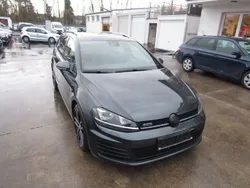 Grau Gebraucht 2016 VW Golf VII GTD Kombi | 11.800 € (Fairer Preis)