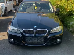 Schwarz Gebraucht 2010 BMW 320 Kombi | 4.000 € (Guter Preis)