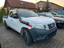 Weiß Gebraucht 2016 Nissan Navara Abholung | 21.000 € (Guter Preis)