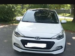 Weiß Gebraucht 2018 Hyundai i20 Style Kleinwagen | 11.800 € (Fairer Preis)
