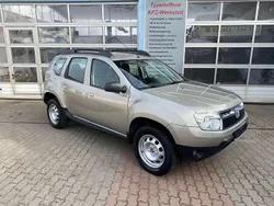 Grau Gebraucht 2011 Dacia Duster SUV | 7.990 € (Teuer)