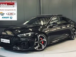 Schwarz metallic (mythosschwarz metallic) Gebraucht 2024 Audi RS5 Sportback Ambiente Limousine | 71.870 € (Guter Preis)