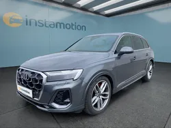 Grau Gebraucht 2024 Audi Q7 SUV | 66.949 € (Superpreis)