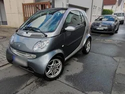 Grau Gebraucht 2003 Smart ForTwo Coupé Kleinwagen | 2.800 €