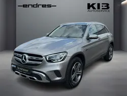 Mojavesilber metalliclack Gebraucht 2021 Mercedes GLC300e SUV | 38.770 € (Teuer)