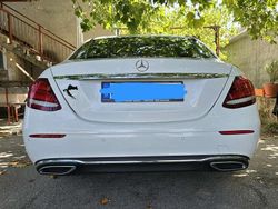 Weiß Gebraucht 2018 Mercedes E220 Avantgarde Limousine | 22.000 € (Fairer Preis)