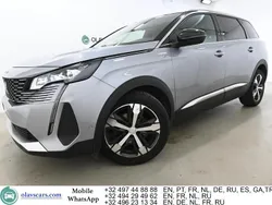 Grau Gebraucht 2021 Peugeot 5008 GT-line Van / Kleinbus | 18.513 € (Fairer Preis)