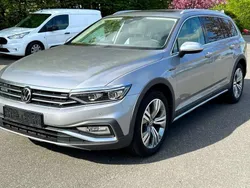 Grau Gebraucht 2022 VW Passat Alltrack Kombi | 34.400 € (Fairer Preis)
