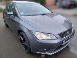 Grau Gebraucht 2013 Seat Leon Style Plus Limousine | 5.950 € (Etwas zu teuer)