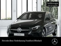 Nachtschwarz Gebraucht 2025 Mercedes B200 Progressive Van / Kleinbus | 39.490 €