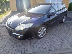 Blau Gebraucht 2009 Renault Laguna GrandTour Initiale Kombi | 5.000 € (Fairer Preis)