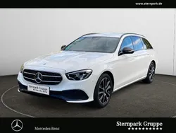 Weiß Gebraucht 2022 Mercedes E200 Night Limousine | 33.340 € (Superpreis)