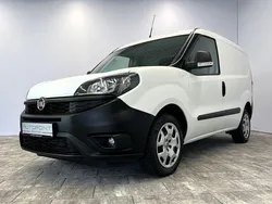 Weiß Gebraucht 2021 Fiat Doblò Van / Kleinbus | 8.480 € (Guter Preis)