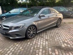 Grau Gebraucht 2013 Mercedes CLA200 Limousine | 11.799 € (Guter Preis)