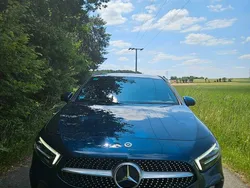 Blau Gebraucht 2019 Mercedes A200 Limousine | 20.000 € (Fairer Preis)