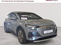 Kieselgrau Gebraucht 2022 Audi Q4 Sportback e-tron Ambiente SUV | 31.990 € (Superpreis)