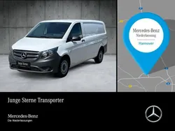 Weiß Gebraucht 2021 Mercedes Vito Van / Kleinbus | 20.801 € (Fairer Preis)