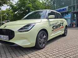 Cool yellow Gebraucht 2024 Suzuki Swift Club Kleinwagen | 15.400 € (Guter Preis)