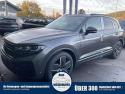 Grau Neu 2025 VW Touareg R-line SUV | 77.995 € (Superpreis)
