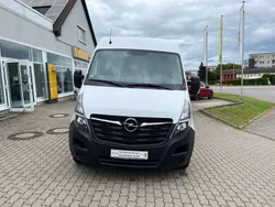 Minral/polarweiss Gebraucht 2019 Opel Movano Van | 18.750 € (Fairer Preis)