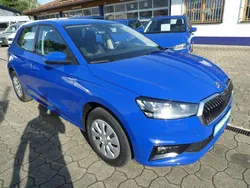Blau Neu 2025 Skoda Fabia Selection Limousine | 18.999 € (Fairer Preis)