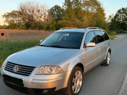 Silber Gebraucht 2002 VW Passat Highline Kombi | 1.600 € (Guter Preis)