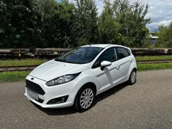 Weiß Gebraucht 2016 Ford Fiesta Kleinwagen | 7.999 € (Fairer Preis)