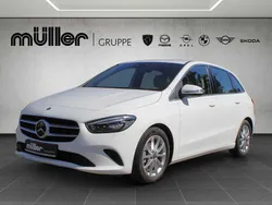 Weiß Gebraucht 2019 Mercedes B220 Progressive Van / Kleinbus | 22.380 € (Fairer Preis)