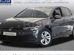Delfingrau metallic (grau) (grau) Gebraucht 2024 VW Golf VIII Life Limousine | 21.555 € (Guter Preis)