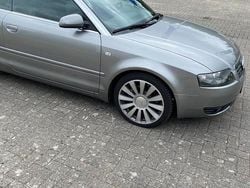 Grau Gebraucht 2005 Audi A4 Cabriolet Cabrio | 3.990 € (Superpreis)