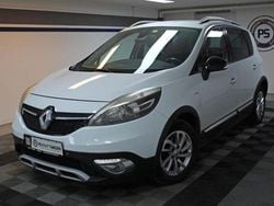 Weiß Gebraucht 2014 Renault Scénic III Bose Edition Van / Kleinbus | 4.999 € (Guter Preis)